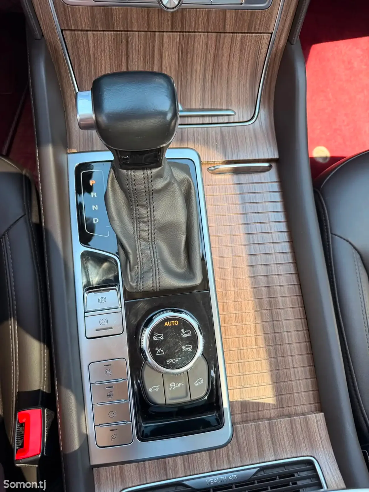 Roewe RX8 2018 · 2.0 AT