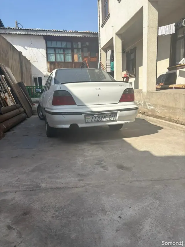 Daewoo Nexia 1996 · 1.6 MT