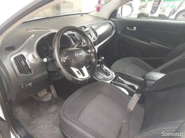 Kia Sportage 2013 · 2.0 AT