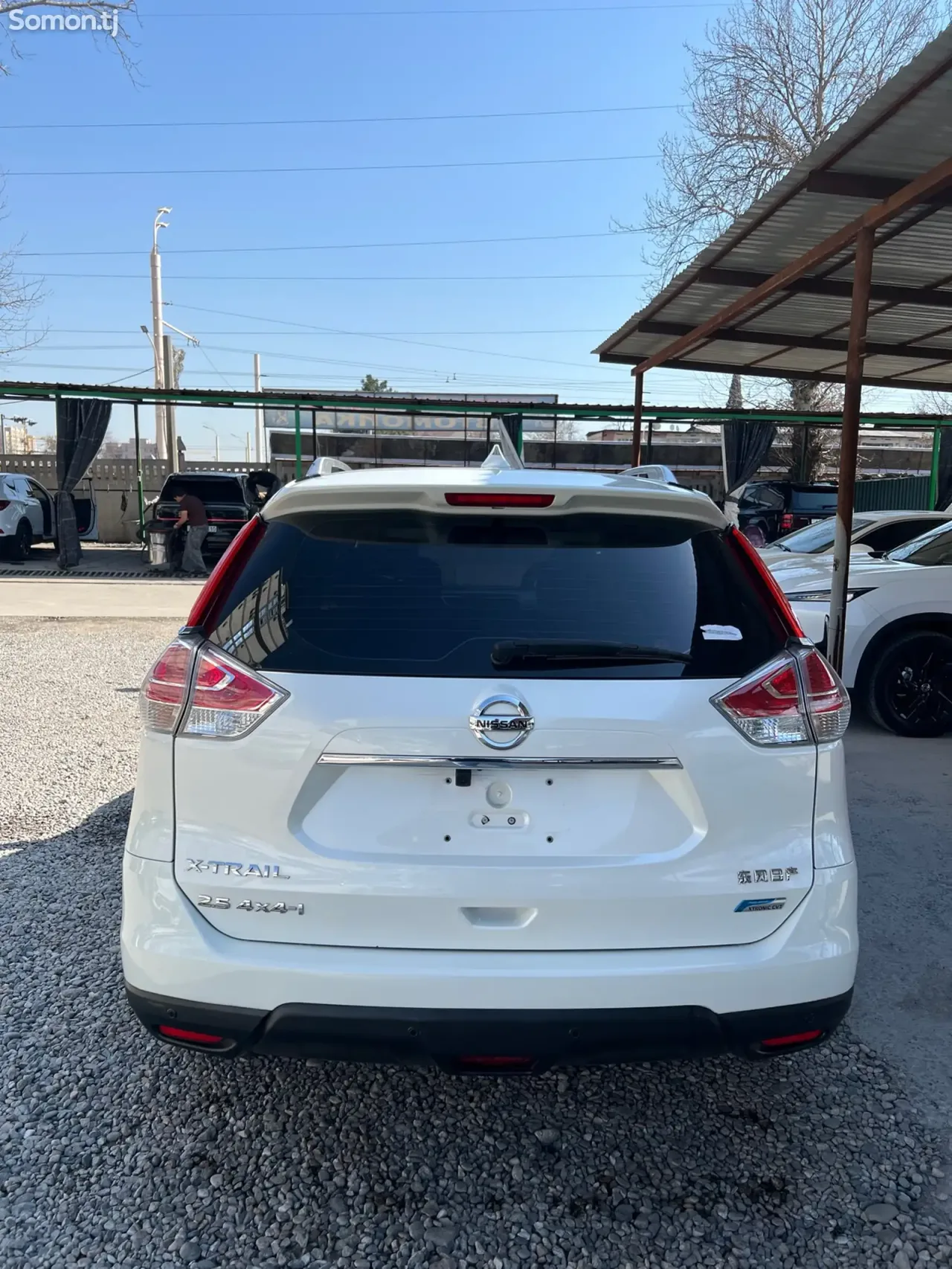 Nissan X-Trail 2014 · 2.5 AT