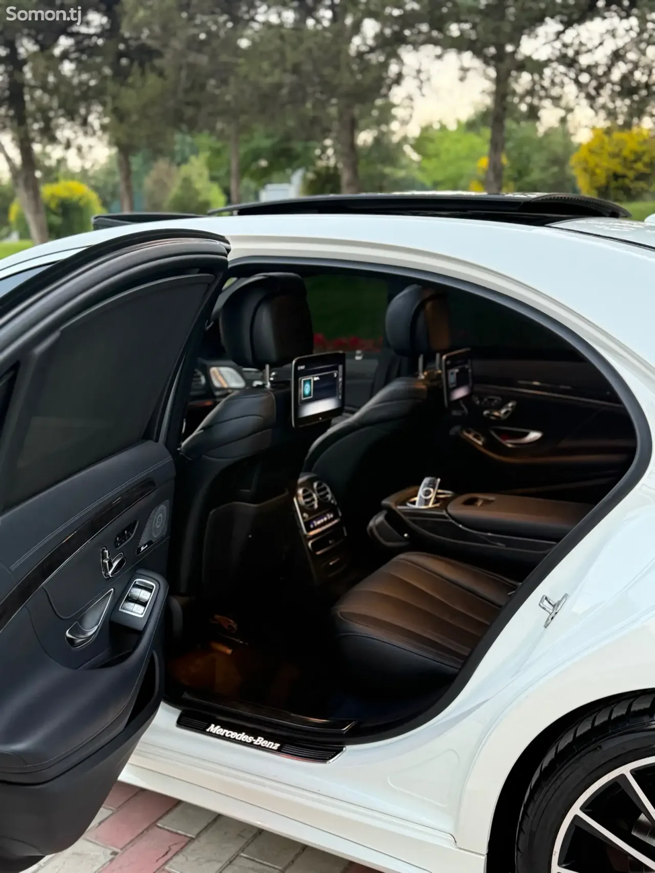 Mercedes-Benz S class 2018 · 3.0 AT