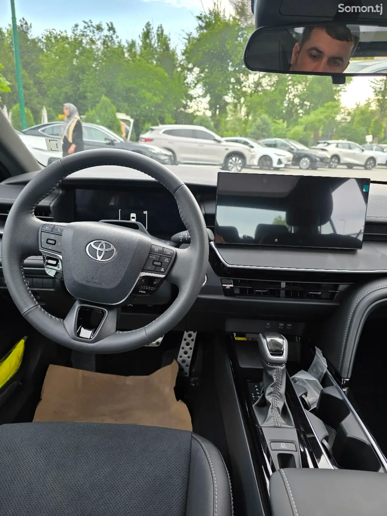 Toyota Camry 2026 · 2.0 AT