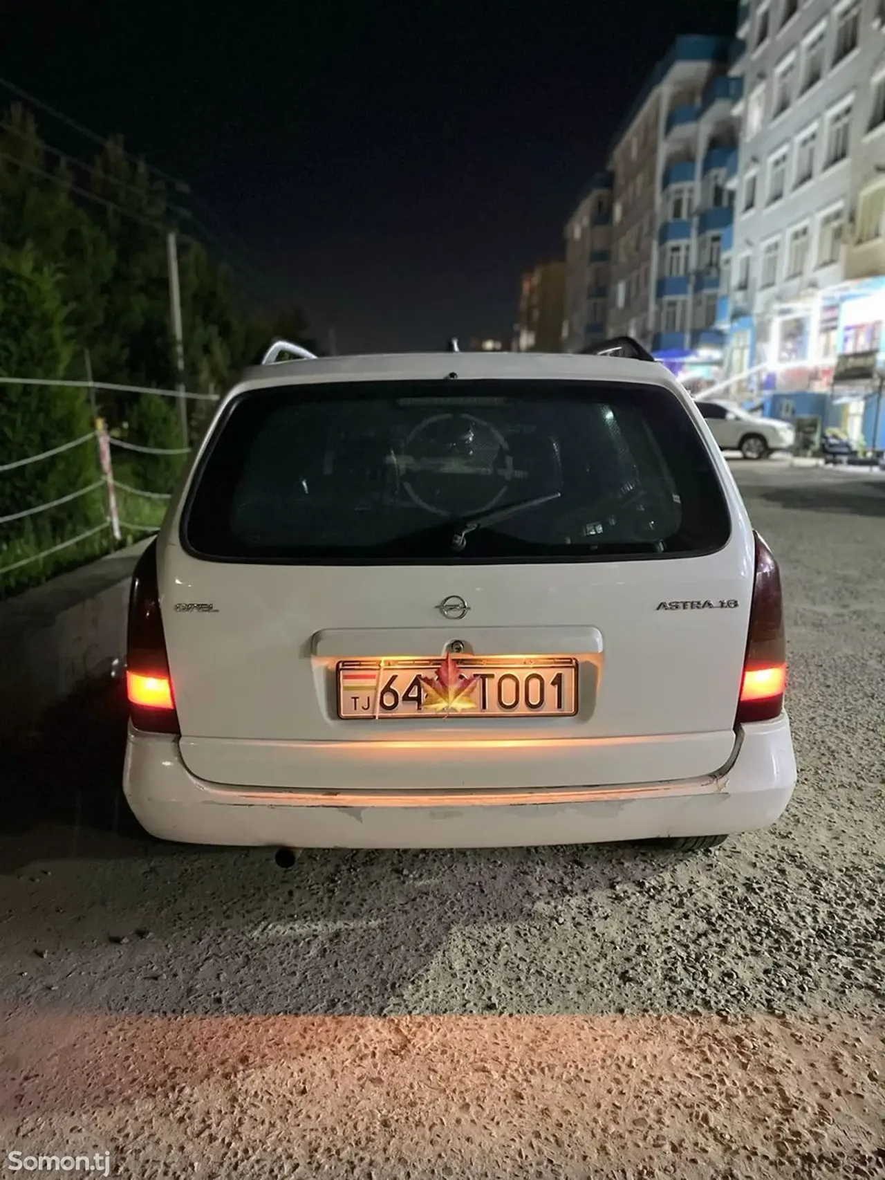 Opel Astra G 1998 · 1.6 MT