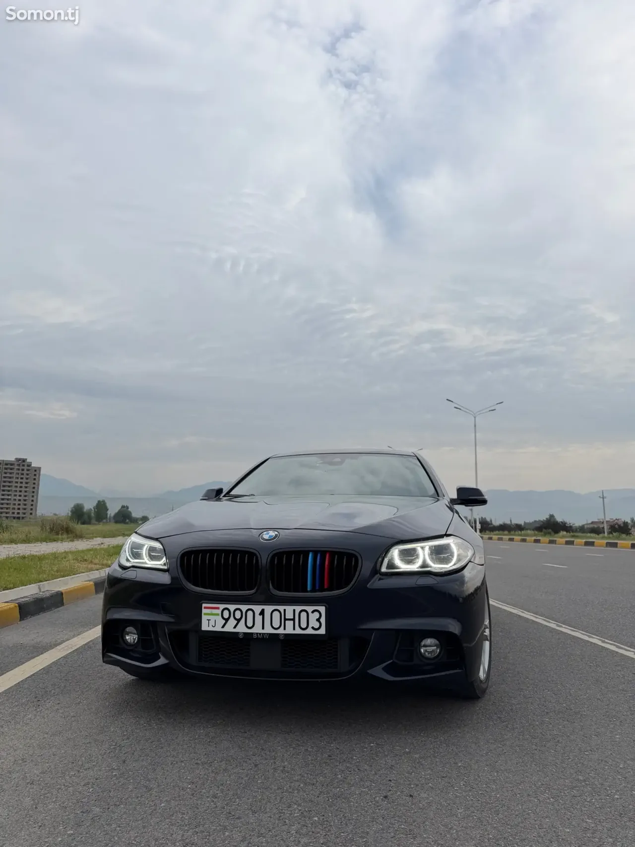 BMW 5 series 2016 · 2.0 AT