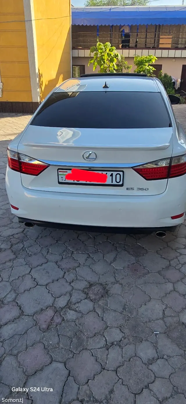 Lexus ES series 2014 · 3.5 AT