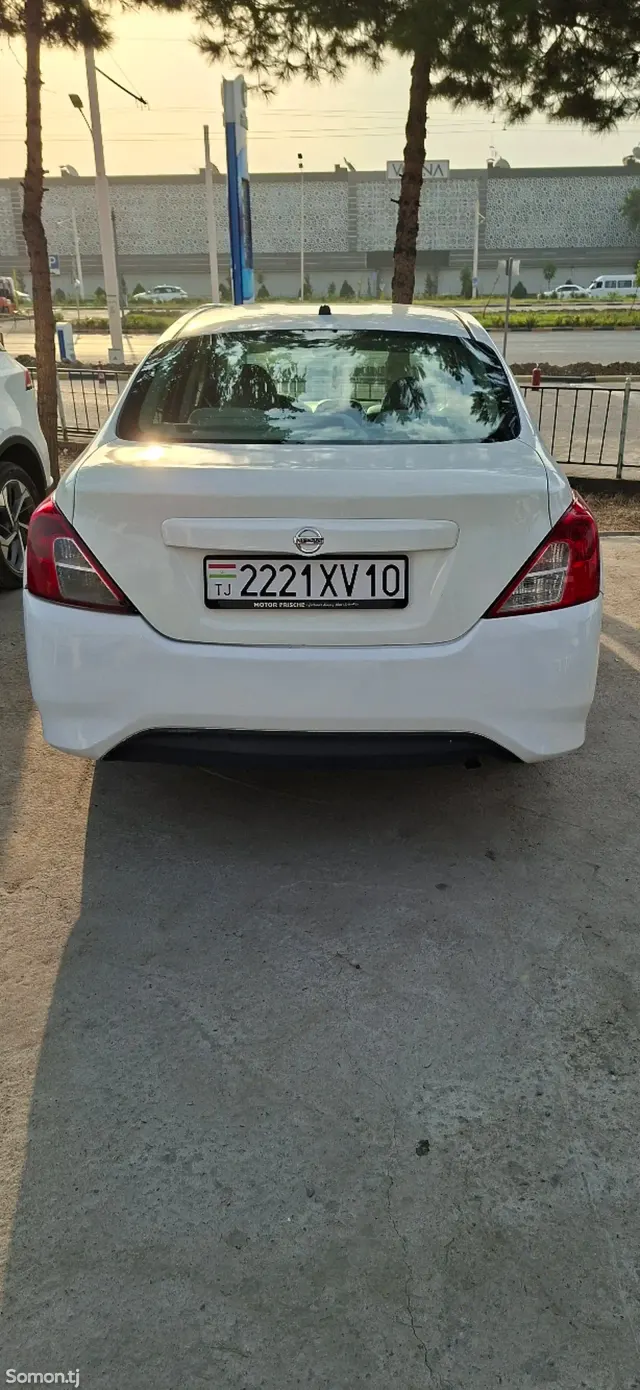 Nissan Sunny 2016 · 1.6 AT