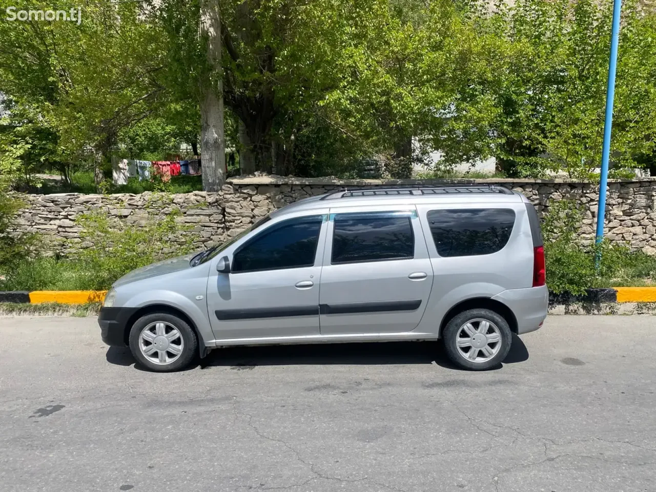 Lada (ВАЗ) Largus 2014 · 1.6 MT