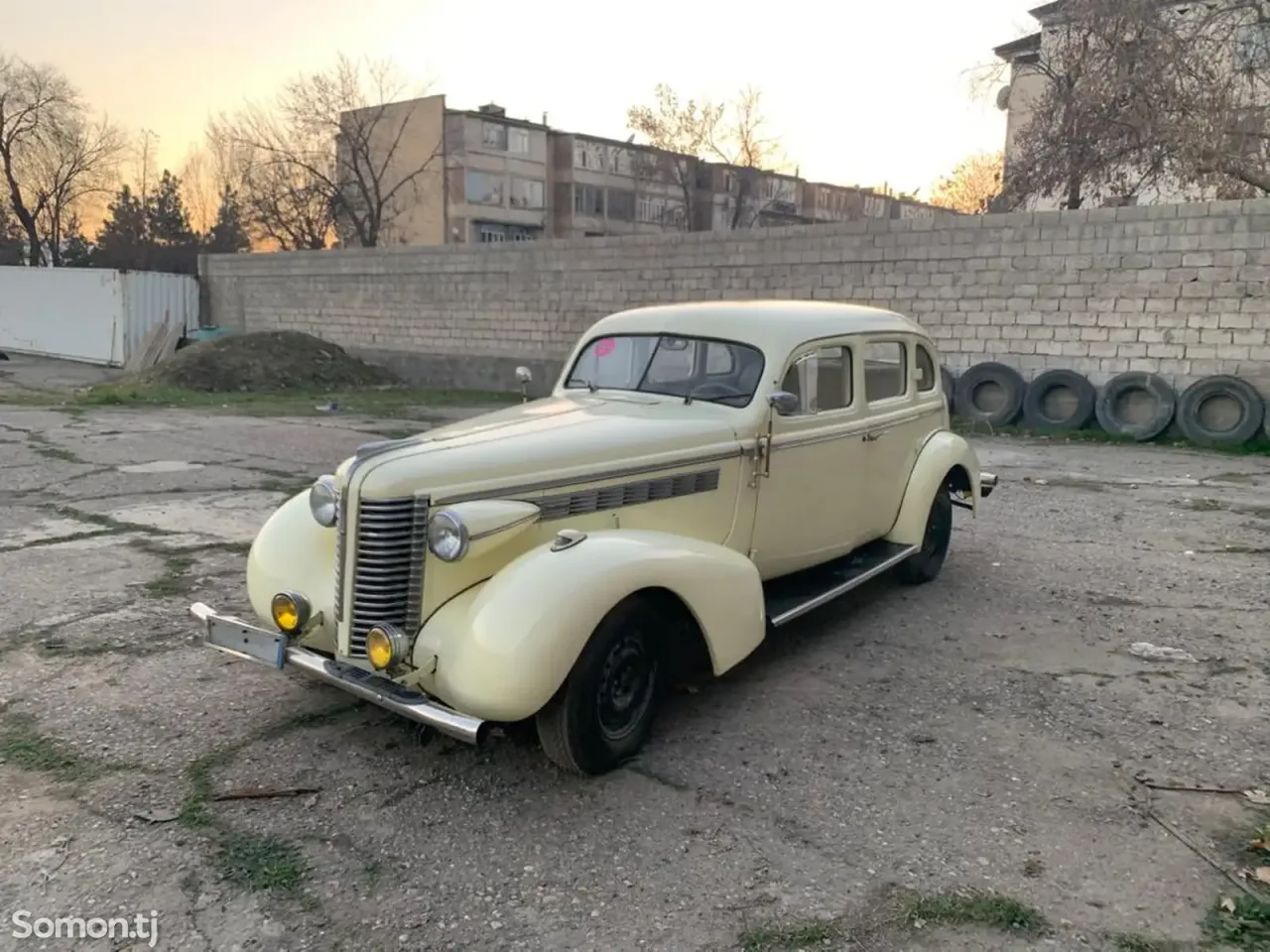 Другие марки Другая модель 1950 · 2.6 MT