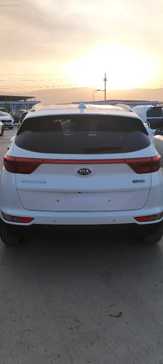 Kia Sportage 2017 · 1.8 AT