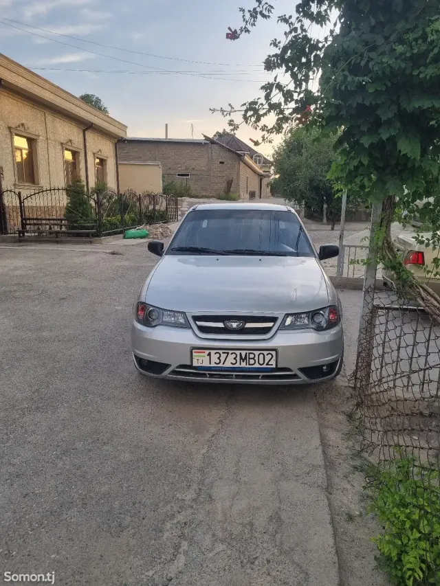 Daewoo Nexia 2011 · 1.5 MT