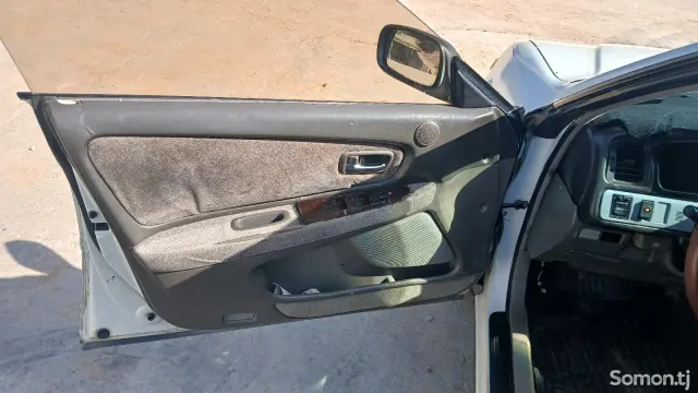 Toyota Mark II 1996 · 2.0 AT