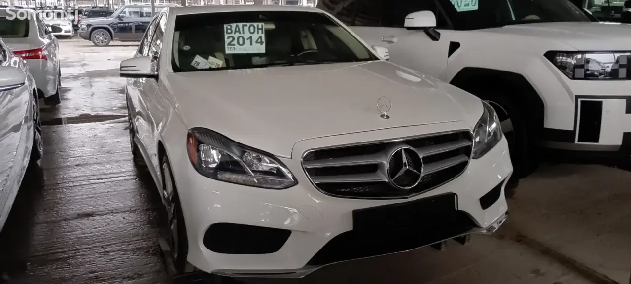 Mercedes-Benz E class 2015 · 3.5 AT