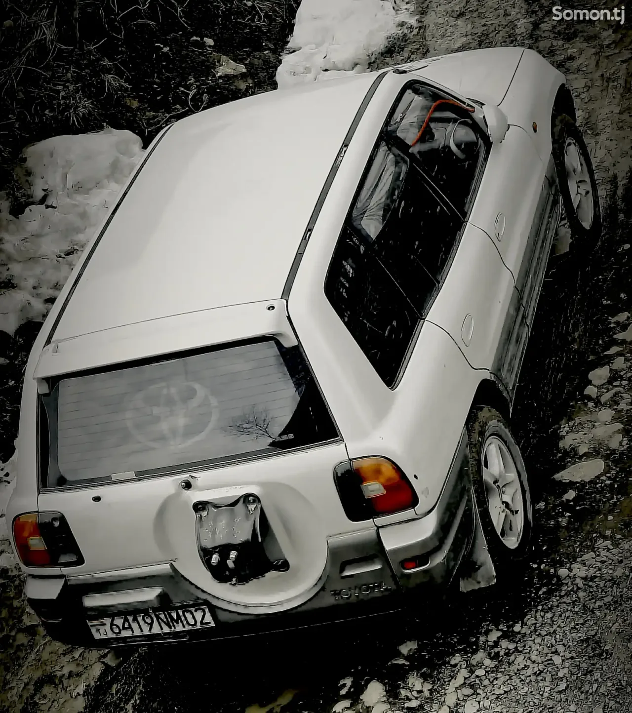 Toyota RAV 4 1998 · 2.0 AT