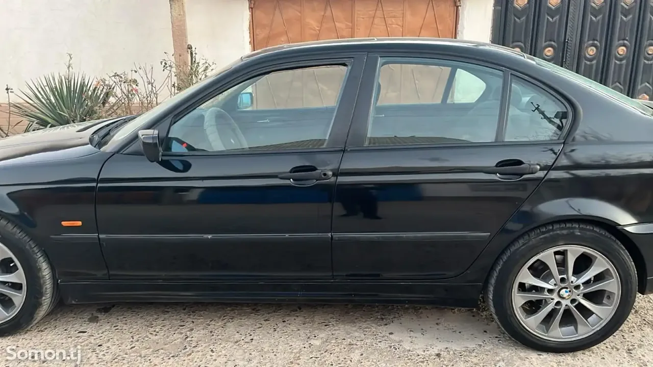 BMW 3 series 2001 · 1.8 MT