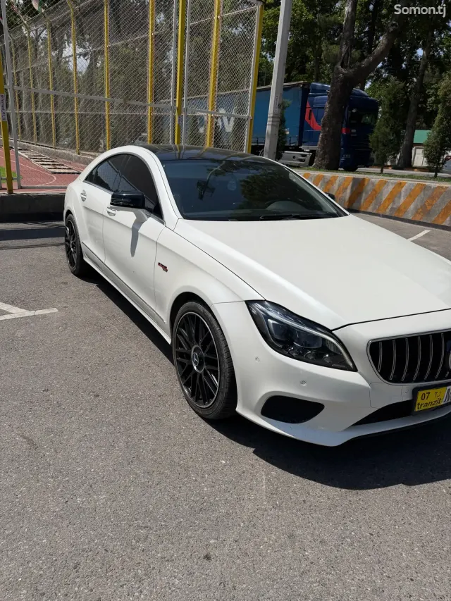 Mercedes-Benz CLS class 2015 · 3.0 AT