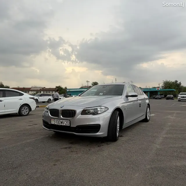 BMW 5 series 2015 · 2.0 AT