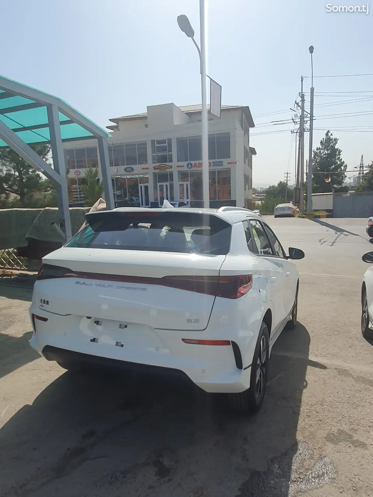 BYD E2 2025 · AMT
