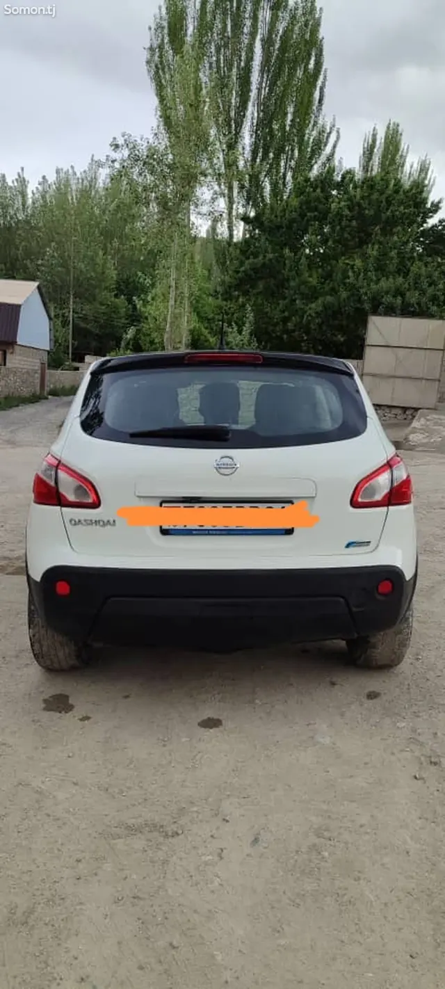 Nissan Qashqai 2011 · 2.0 AT