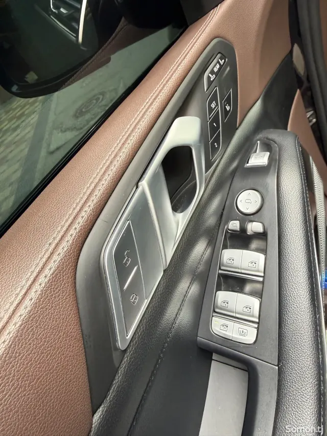 BMW X7 2019 · 5.0 AT