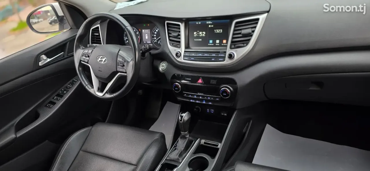 Hyundai Tucson 2016 · 1.6 AT