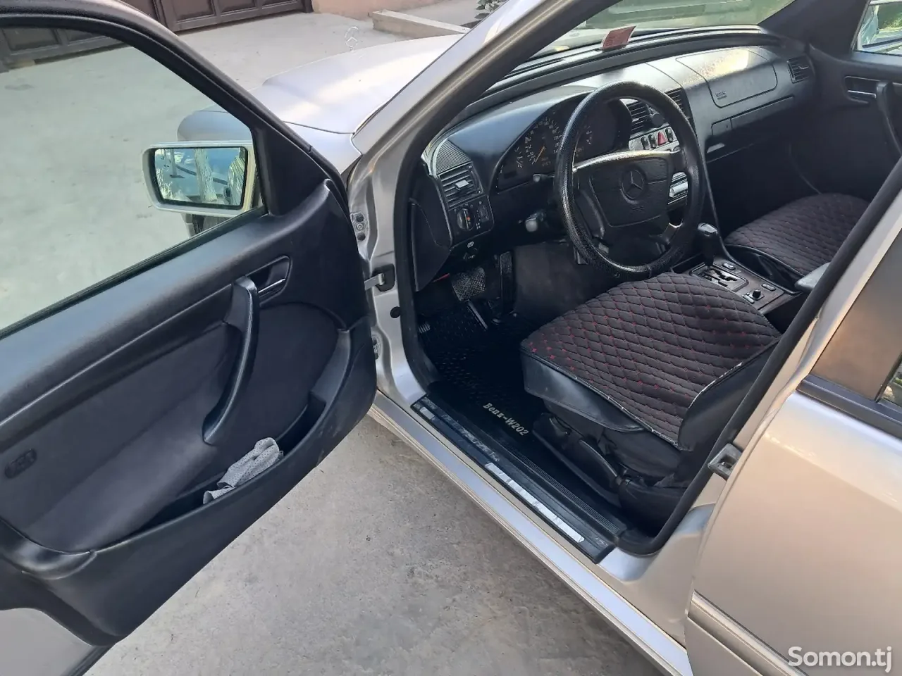 Mercedes-Benz C class 1999 · 2.0 AT