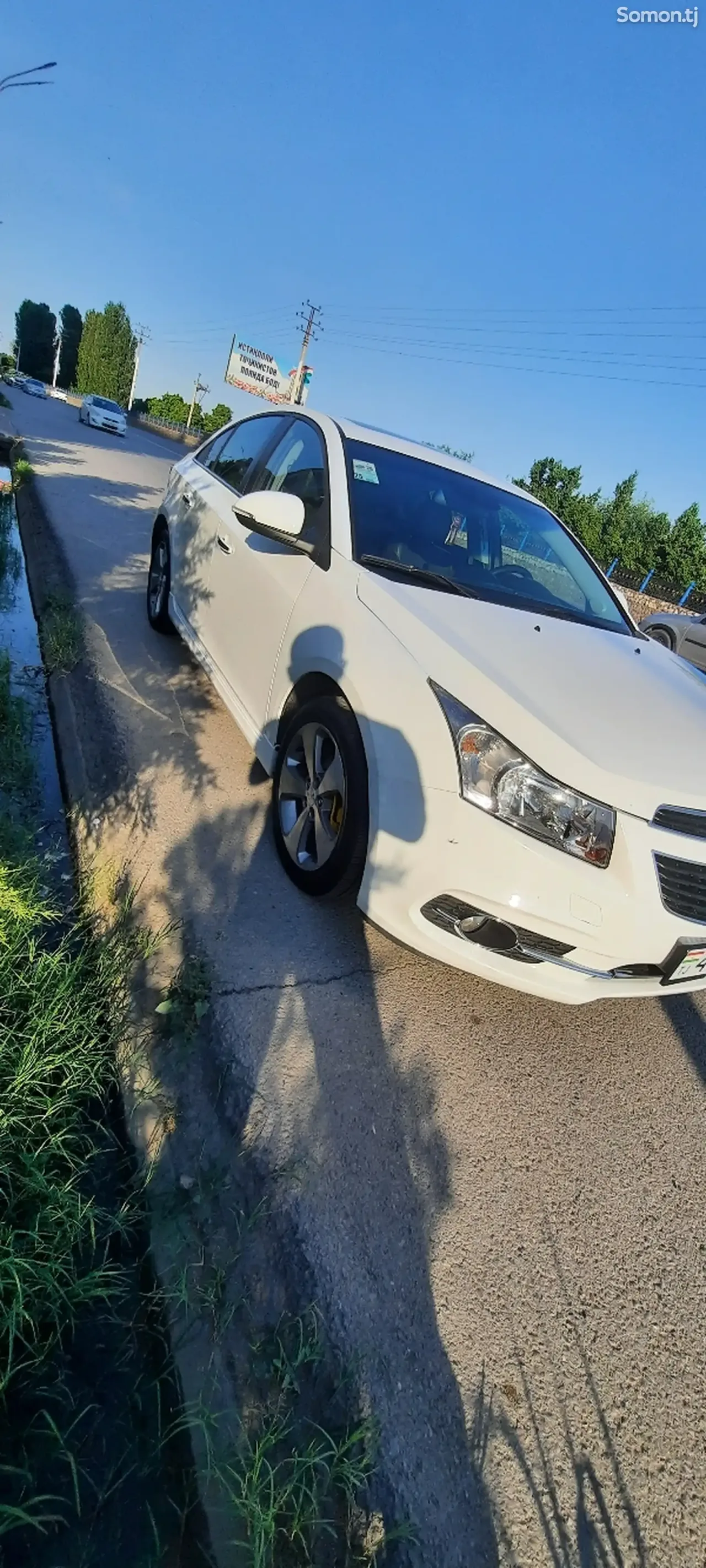 Chevrolet Cruze 2014 · 1.4 AT