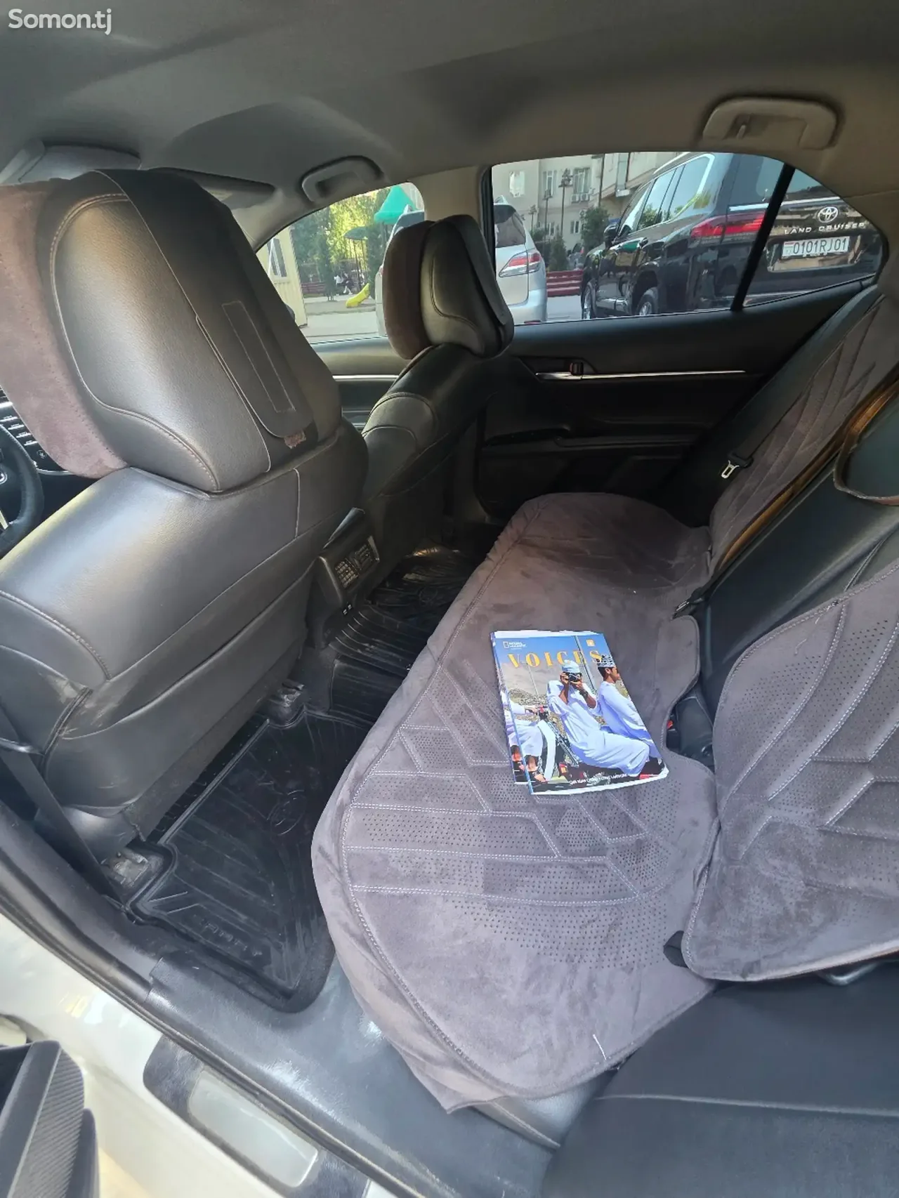 Toyota Camry 2019 · 2.5 AT
