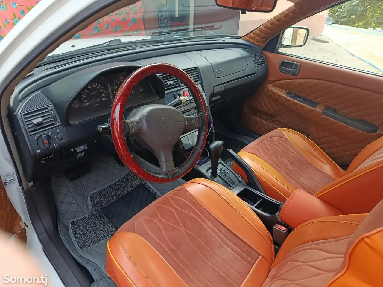 Toyota Corona 1996 · 1.8 AT