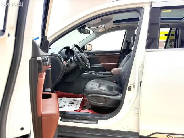 GAC Trumpchi GS8 2017 · 2.0 AT