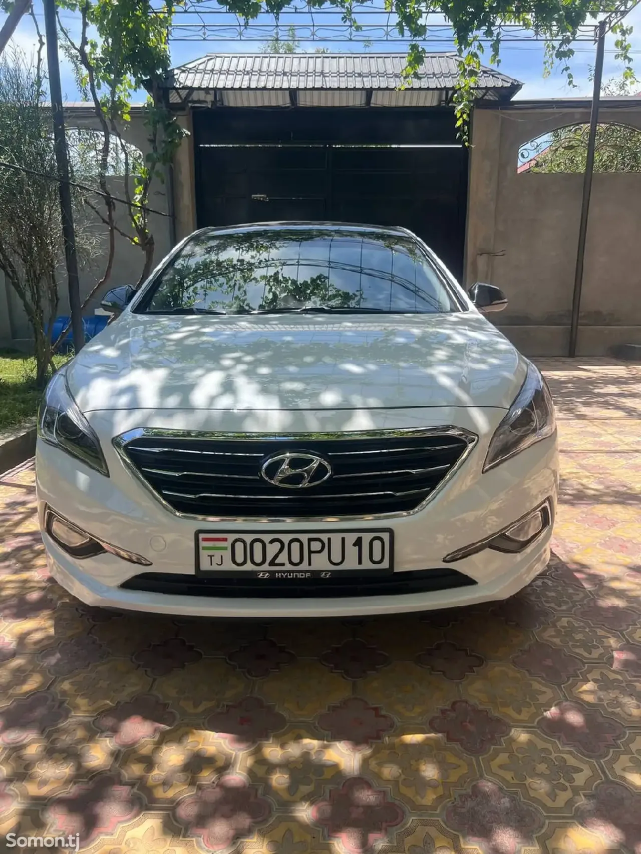 Hyundai Sonata 2015 · 2.0 AT