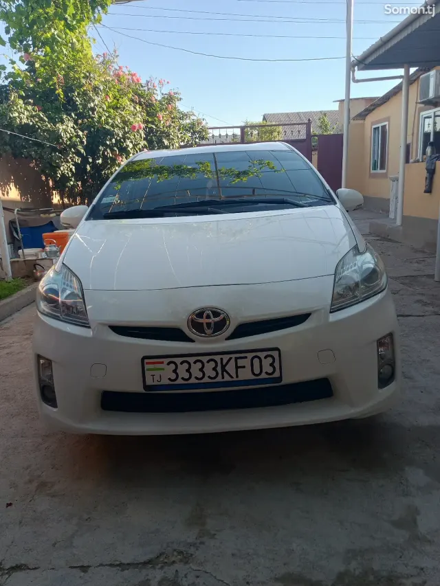 Toyota Prius 2010 · 1.8 CVT
