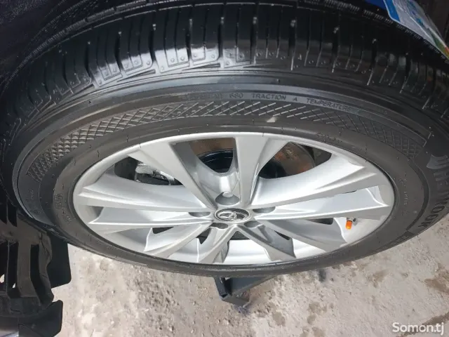 Toyota RAV 4 2017 · 2.5 AT