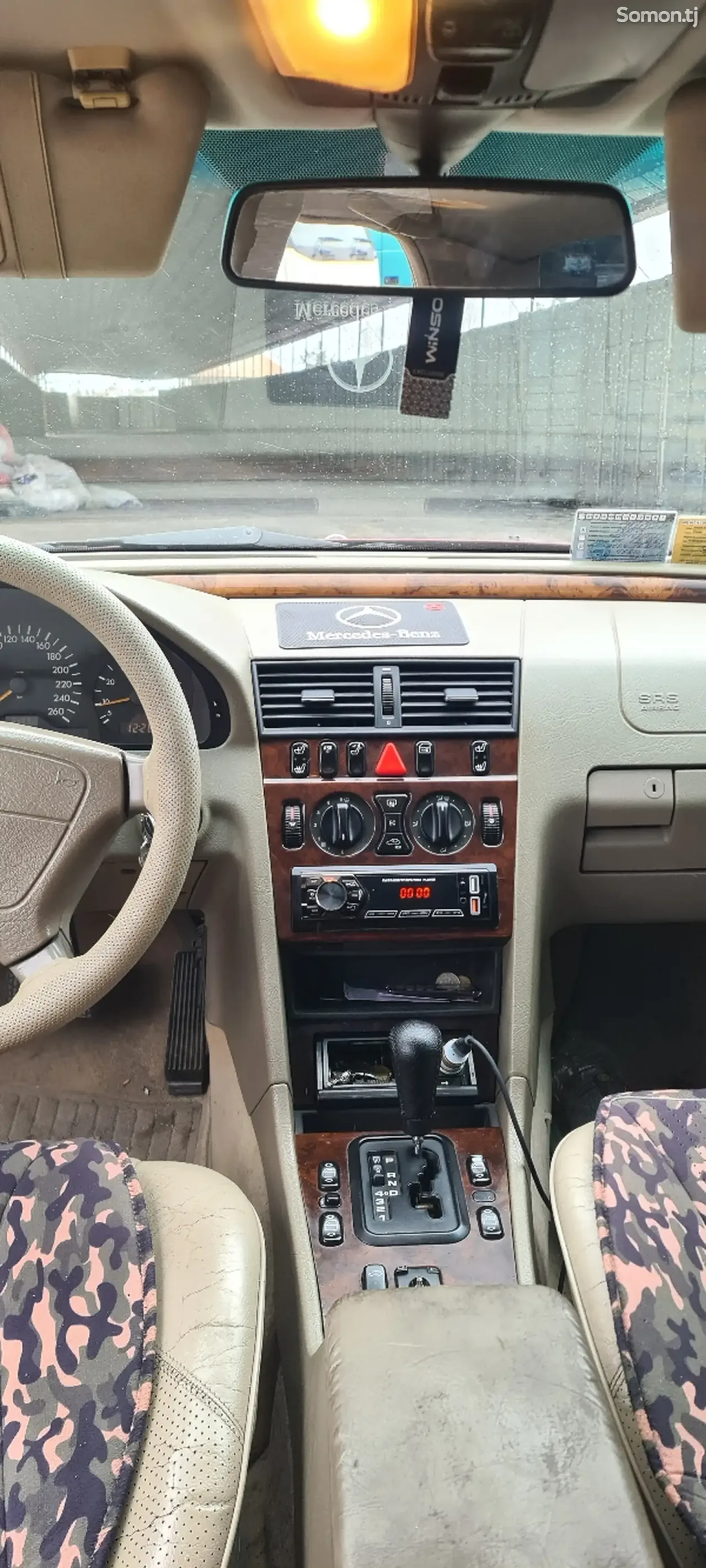 Mercedes-Benz C class 2000 · 2.4 AT