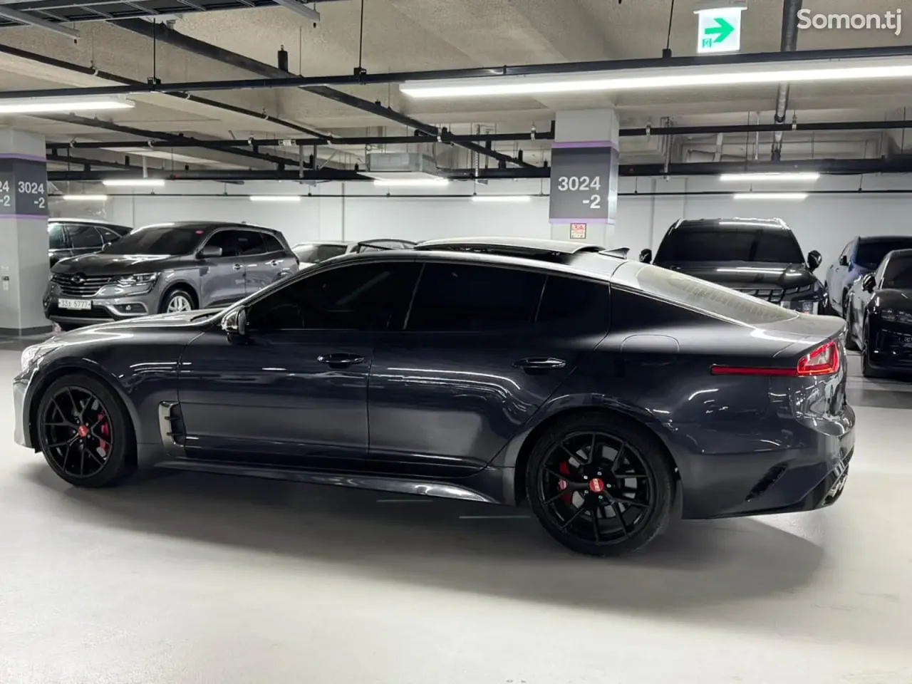 Kia Stinger 2018 · 2.0 AT