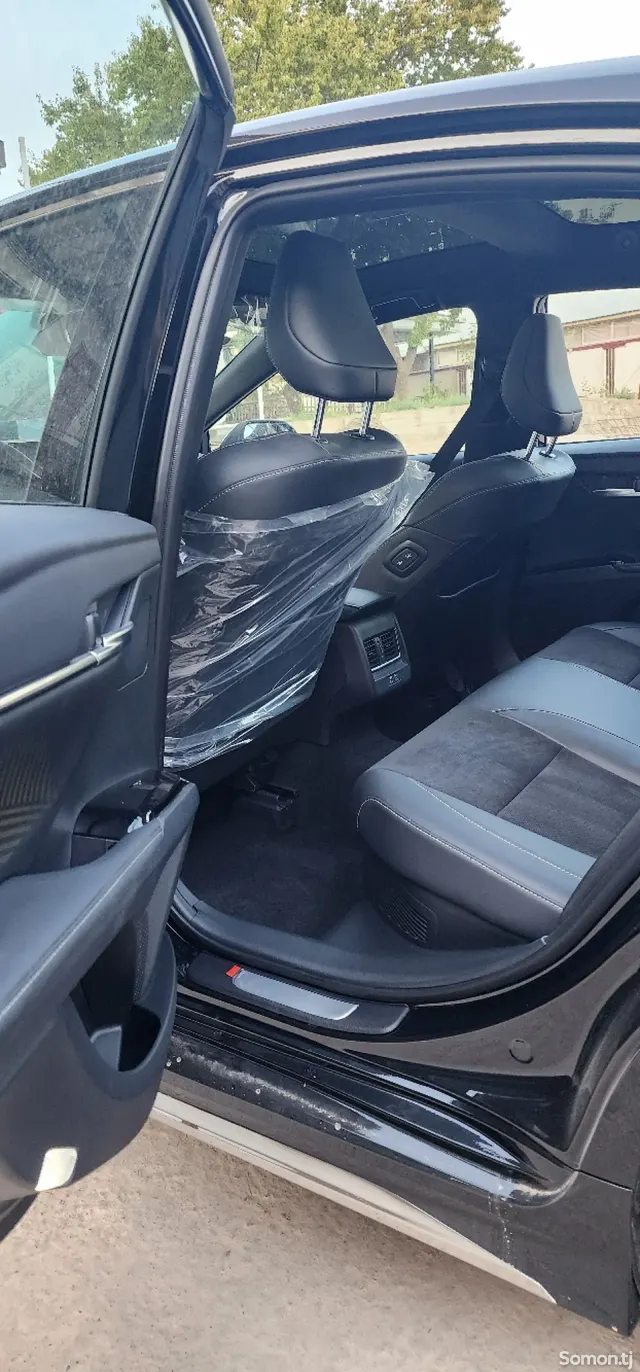 Toyota Camry 2026 · 2.5 AT