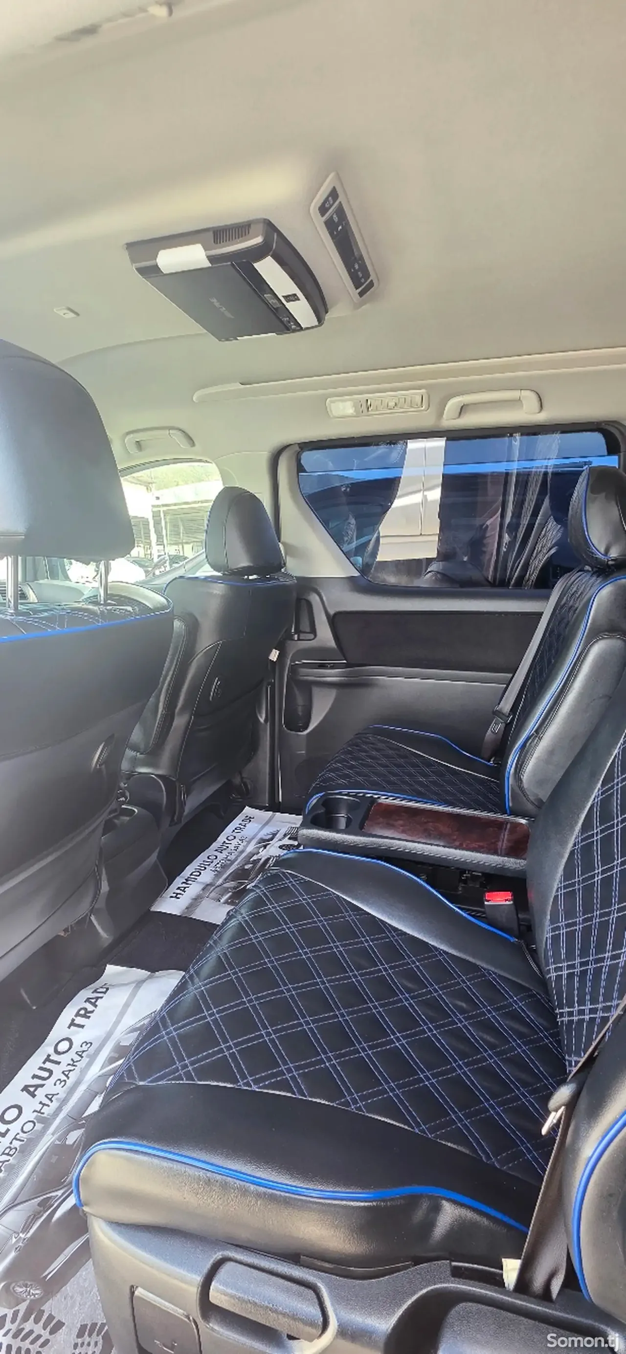 Toyota Vellfire 2014 · 2.4 AT