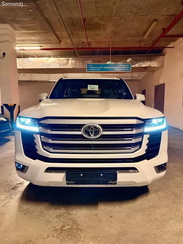 Toyota Land Cruiser 2026 · 3.5 AT