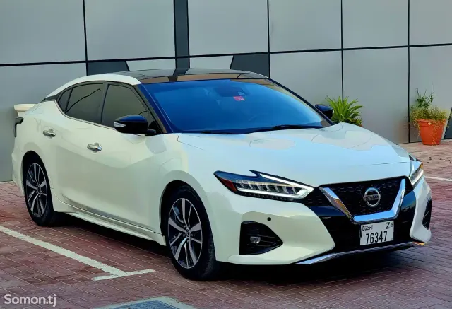 Nissan Maxima 2021 · 3.5 AT