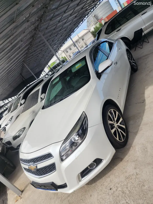 Chevrolet Malibu 2015 · 2.0 AT