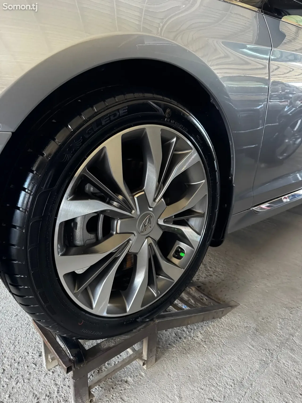Hyundai Sonata 2015 · 2.4 AT