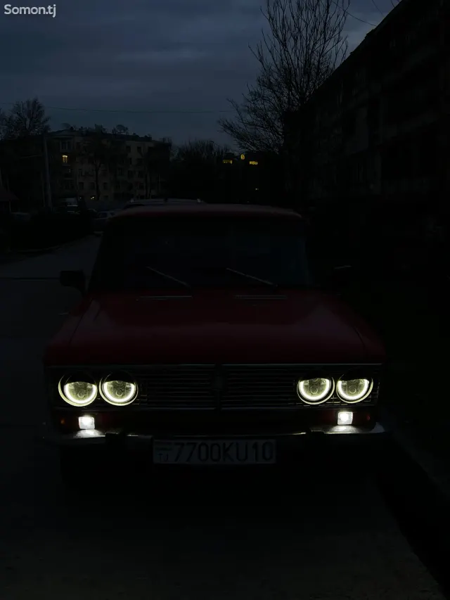 Lada (ВАЗ) 2103 1979 · 1.6 MT