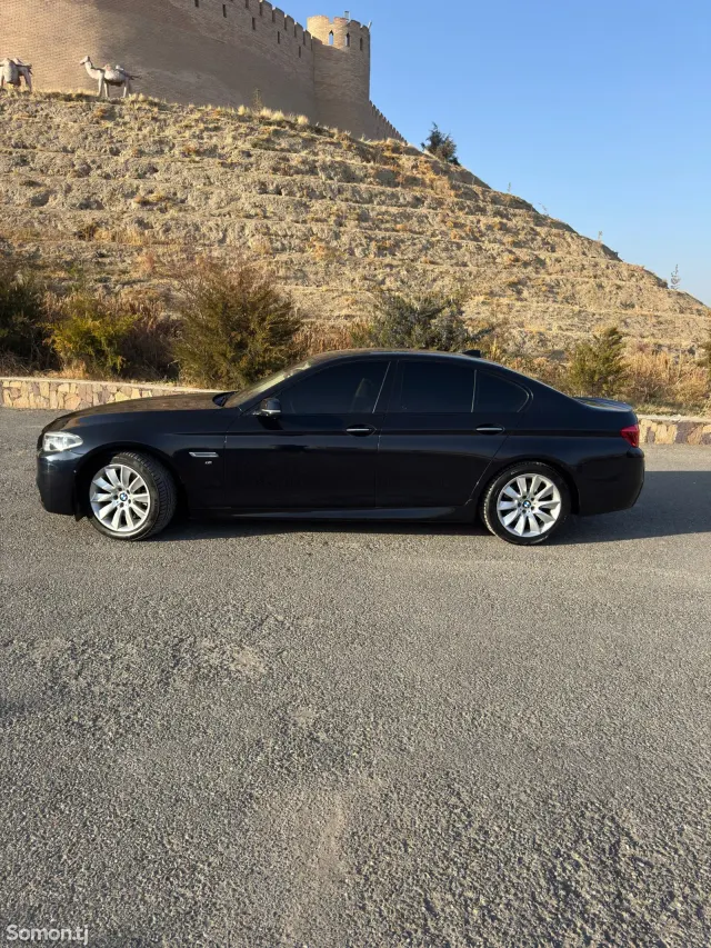 BMW 5 series 2016 · 3.0 AT