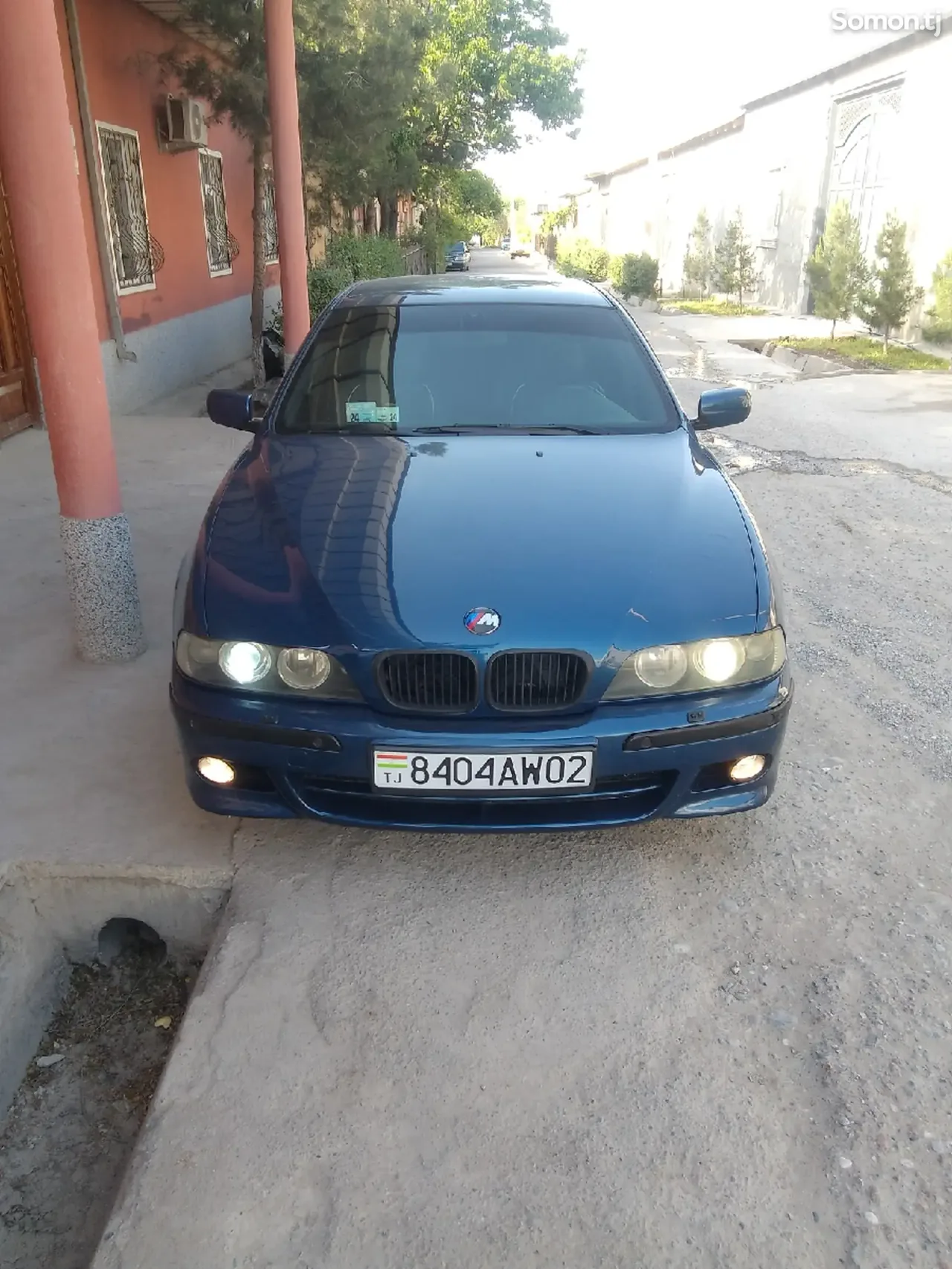 BMW 5 series 2001 · 2.2 MT