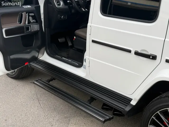 Mercedes-Benz G class 2025 · 4.0 AT