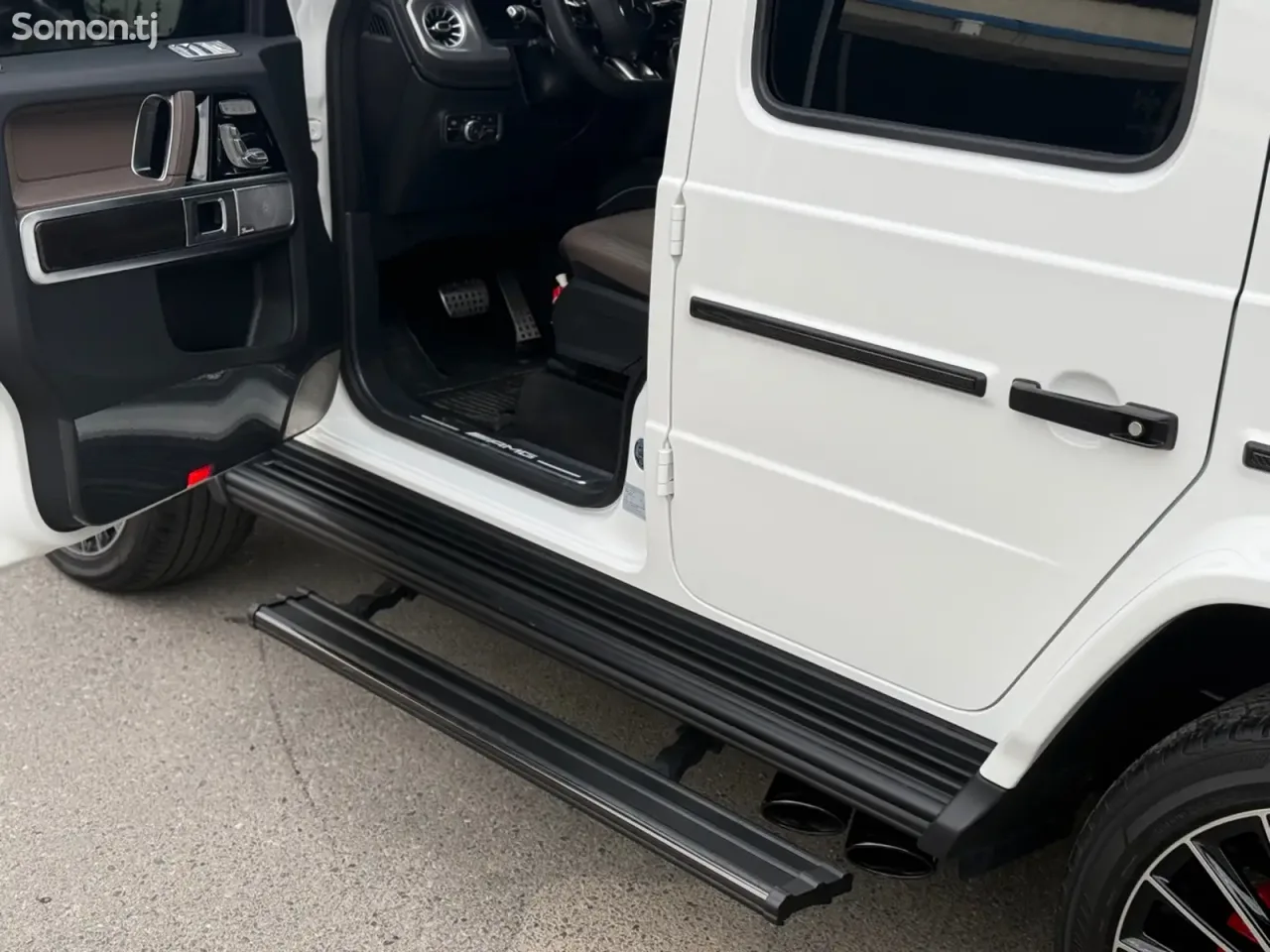 Mercedes-Benz G class 2025 · 4.0 AT