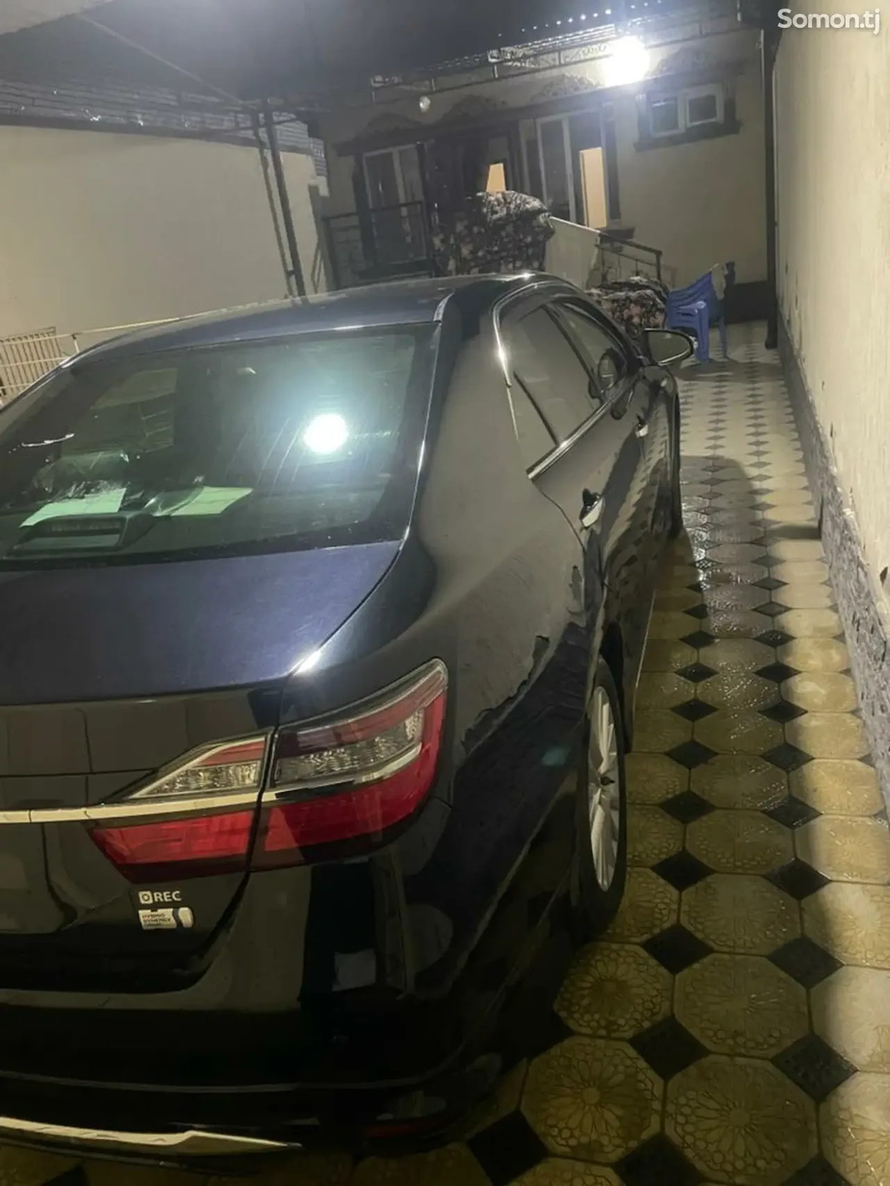 Toyota Camry 2015 · 2.5 AT