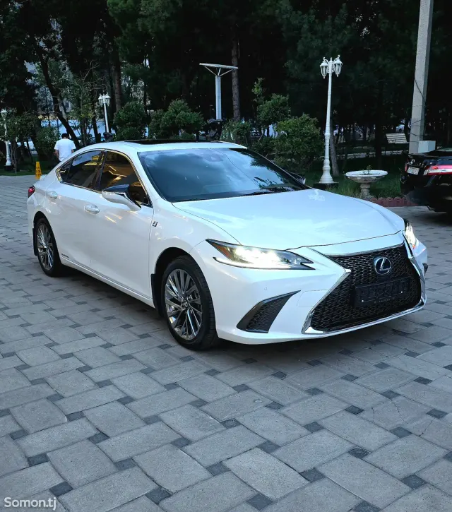 Lexus ES series 2023 · 3.0 AT