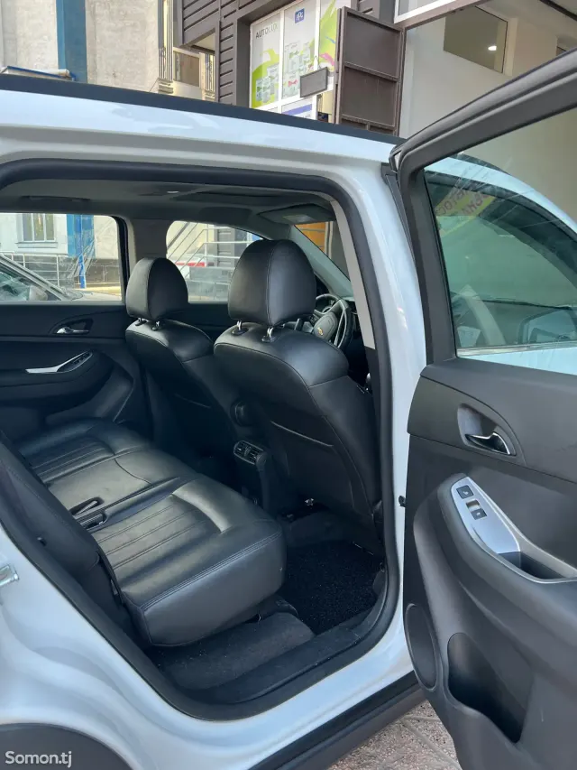 Chevrolet Orlando 2015 · 2.0 AT