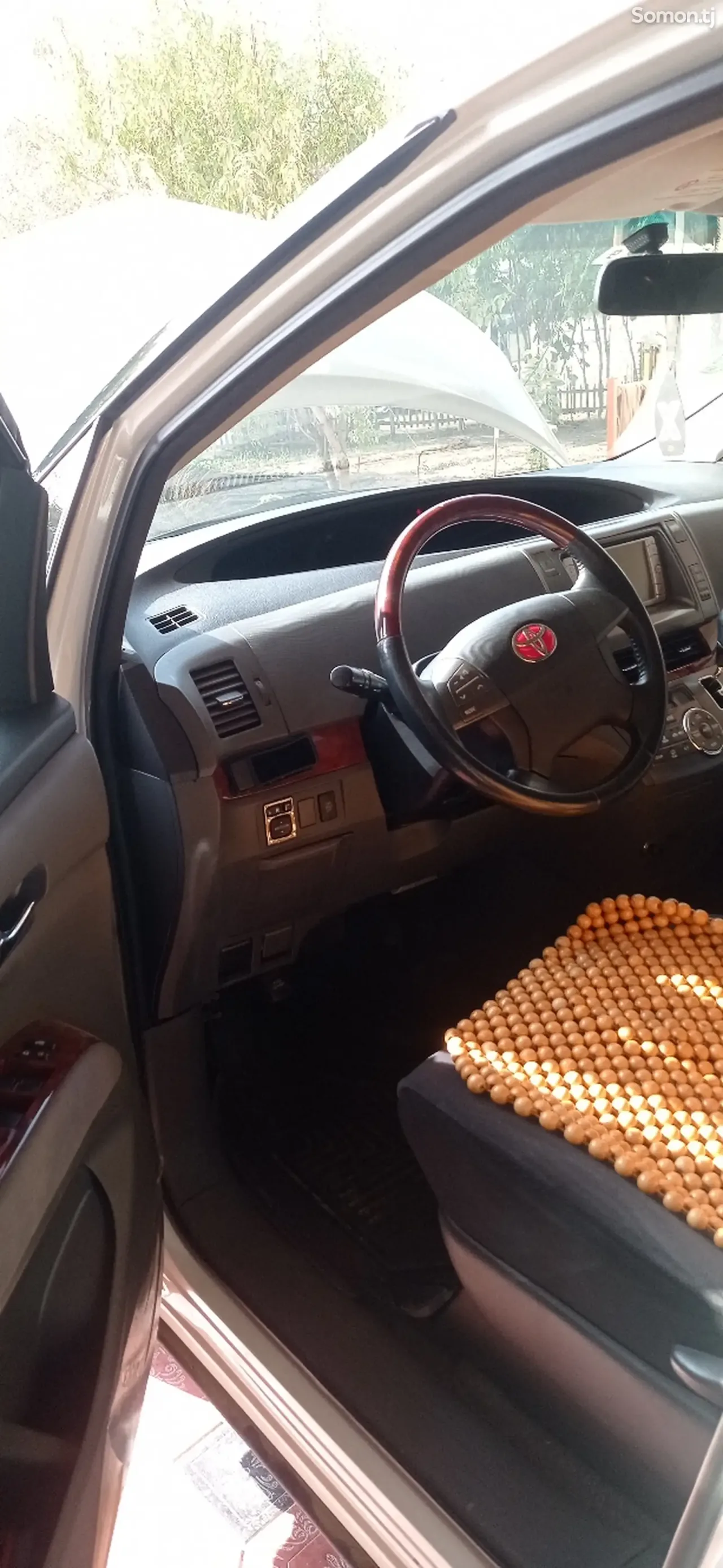 Toyota Estima 2009 · 2.4 AT