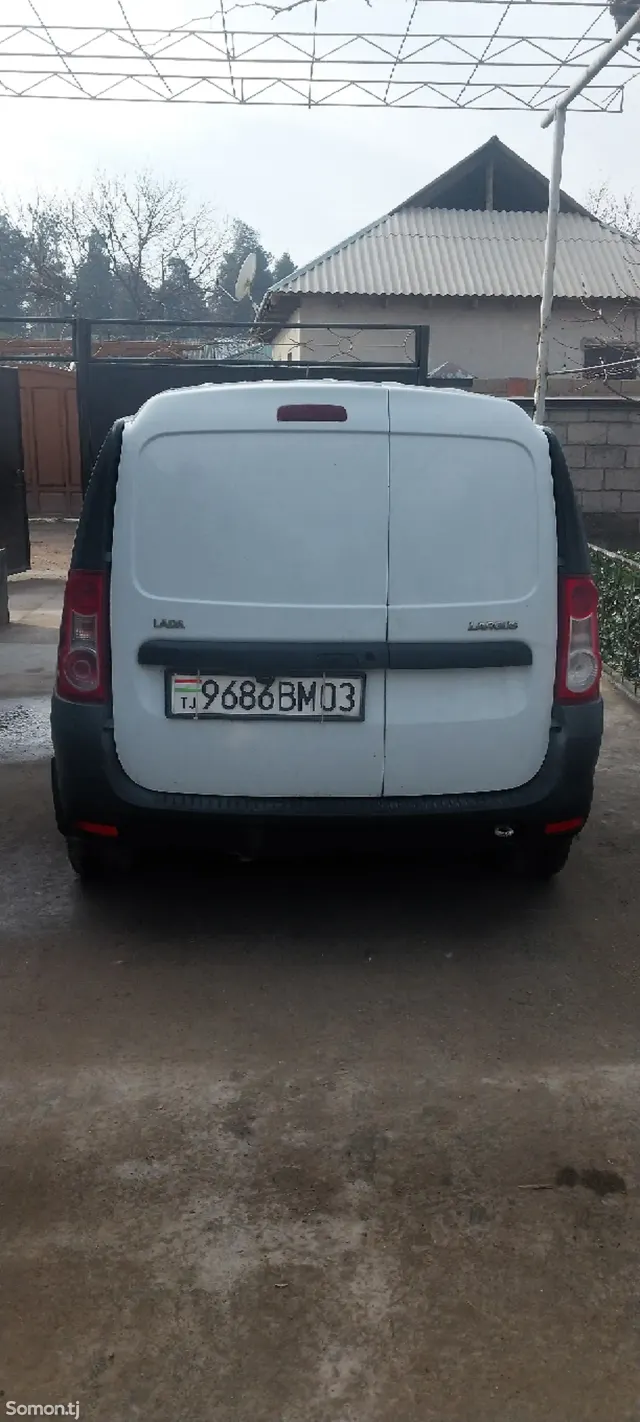 Lada (ВАЗ) Largus 2014 · 1.6 MT